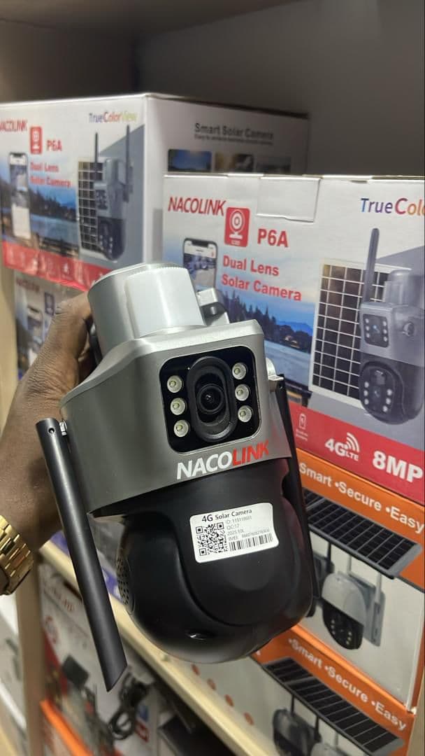 4G Solar CCTV Camera with solar panel