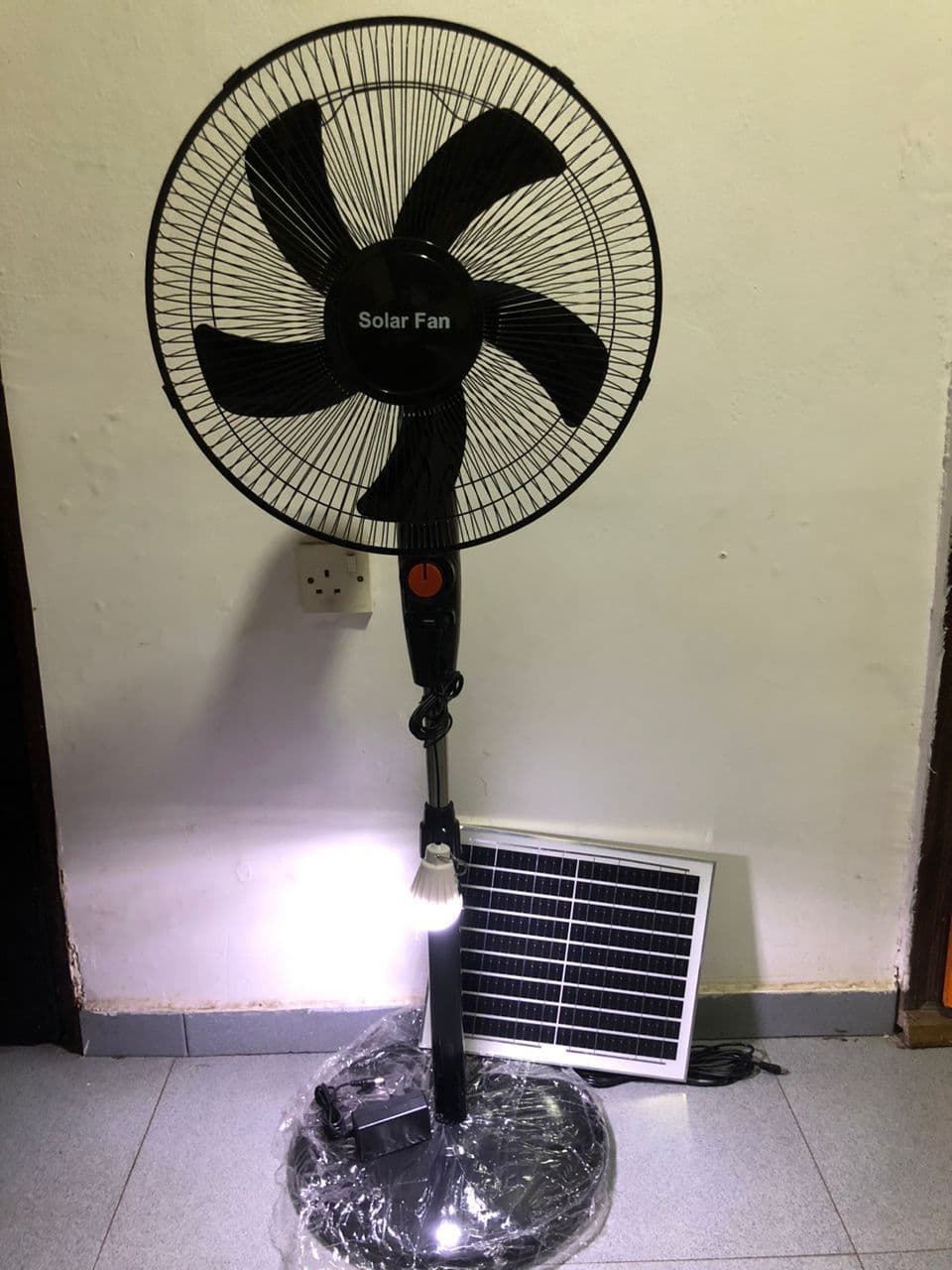 Solar standing fan