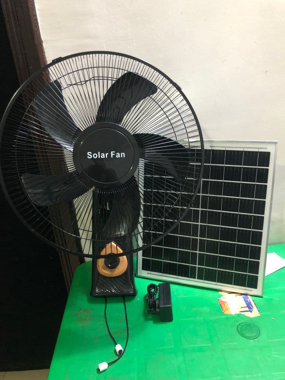 Solar table fan model 1